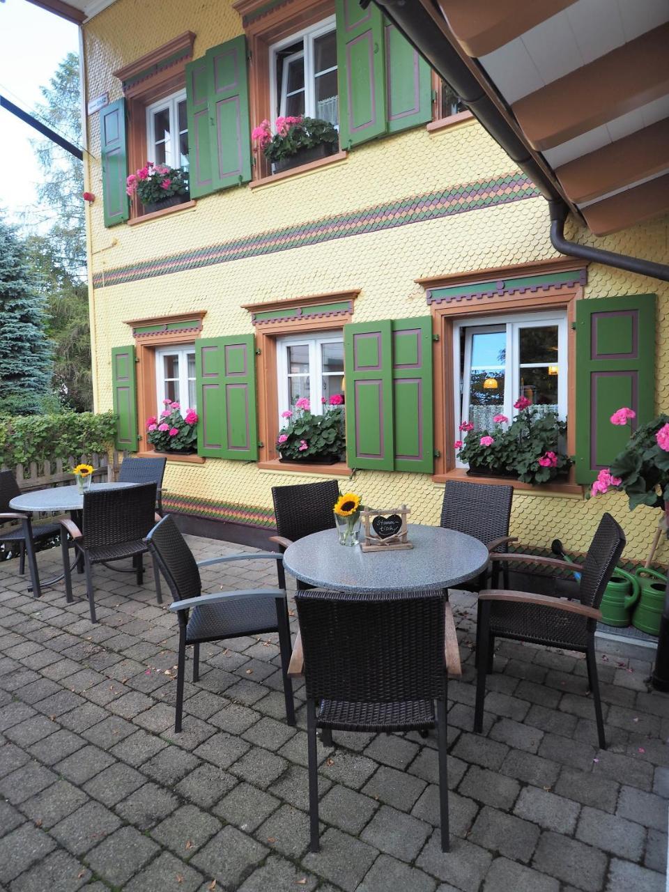 Landgasthof Zum Schwarzen Grat Isny im Allgäu Exteriör bild