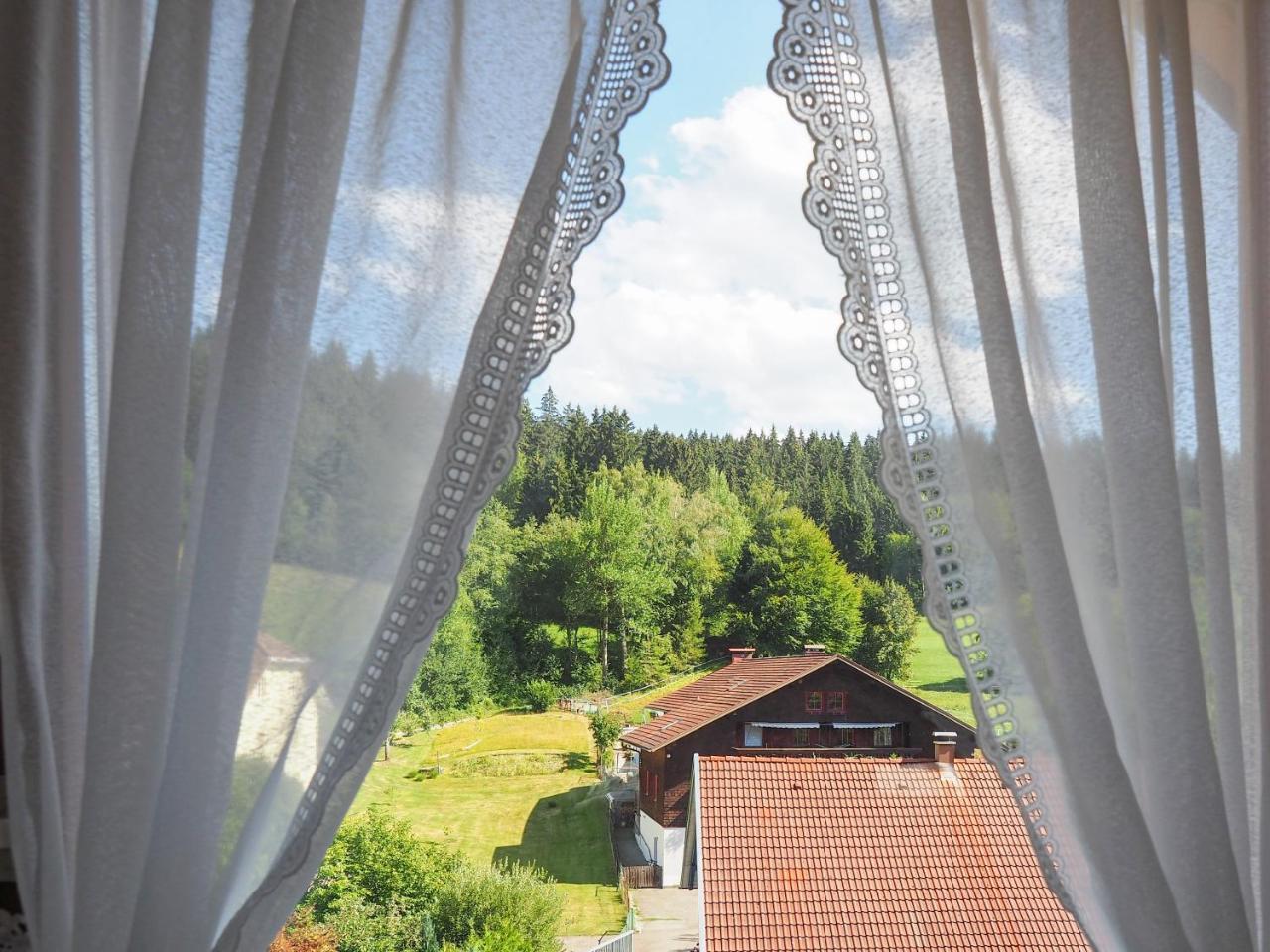 Landgasthof Zum Schwarzen Grat Isny im Allgäu Exteriör bild